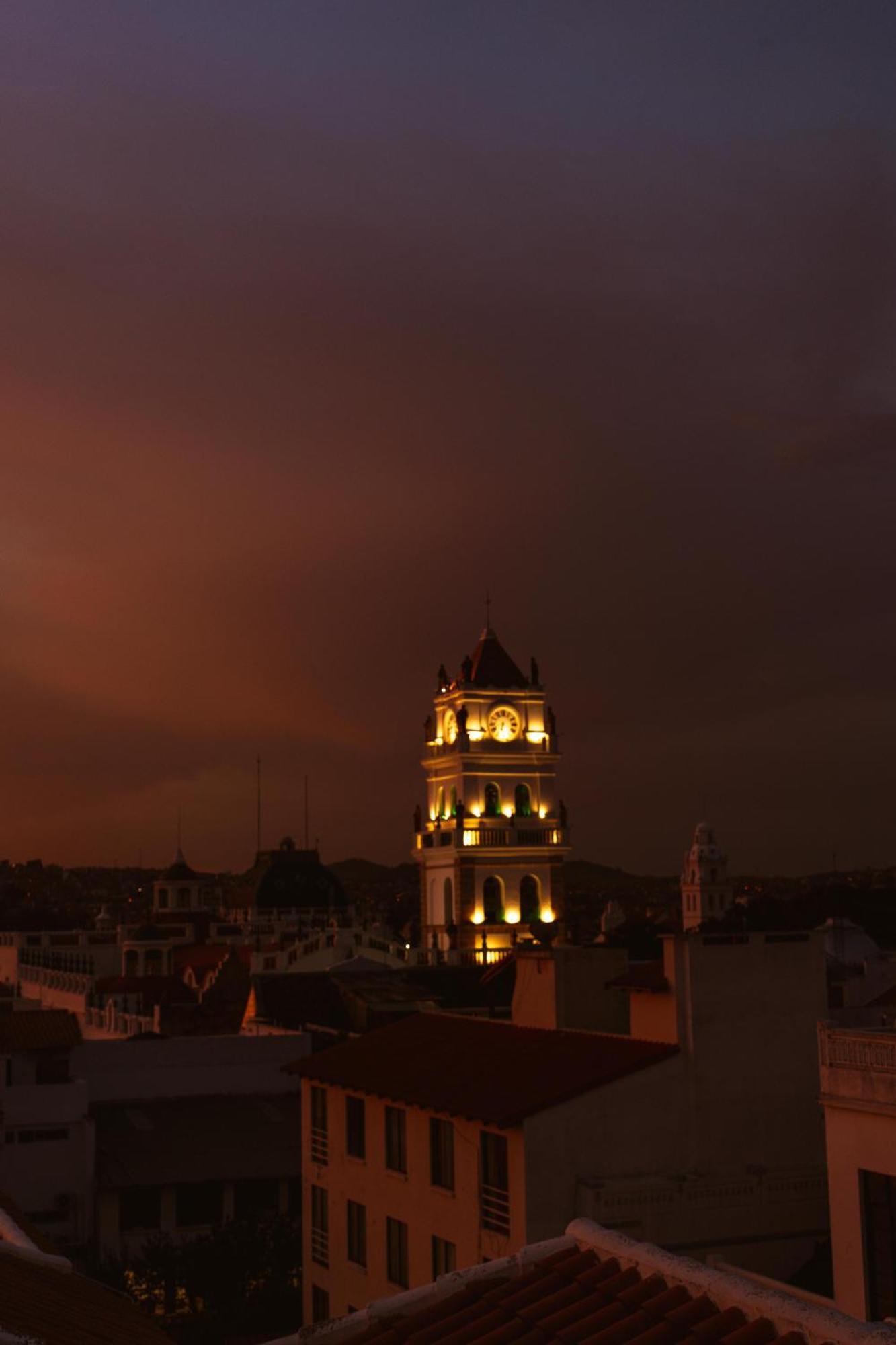 סוקרה Parador Santa Maria La Real מראה חיצוני תמונה