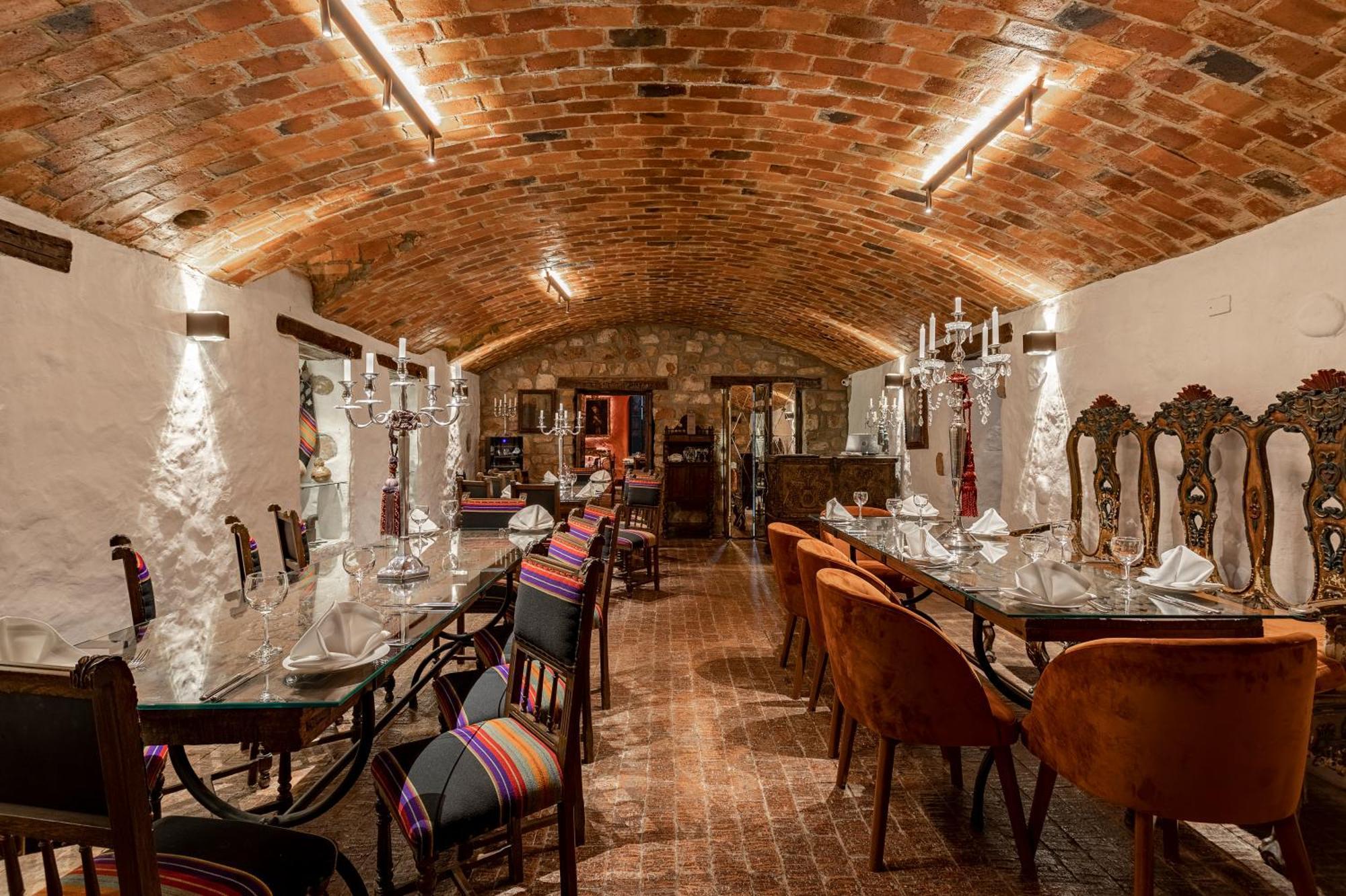 סוקרה Parador Santa Maria La Real מראה חיצוני תמונה