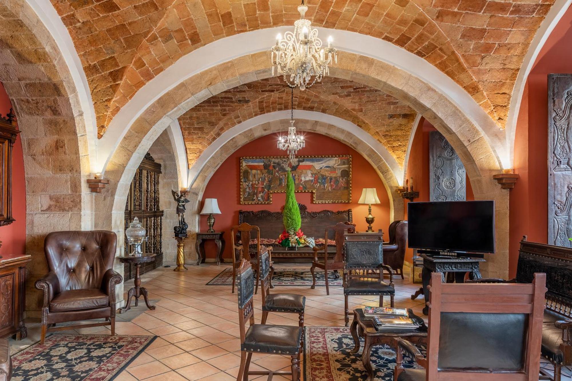 סוקרה Parador Santa Maria La Real מראה חיצוני תמונה
