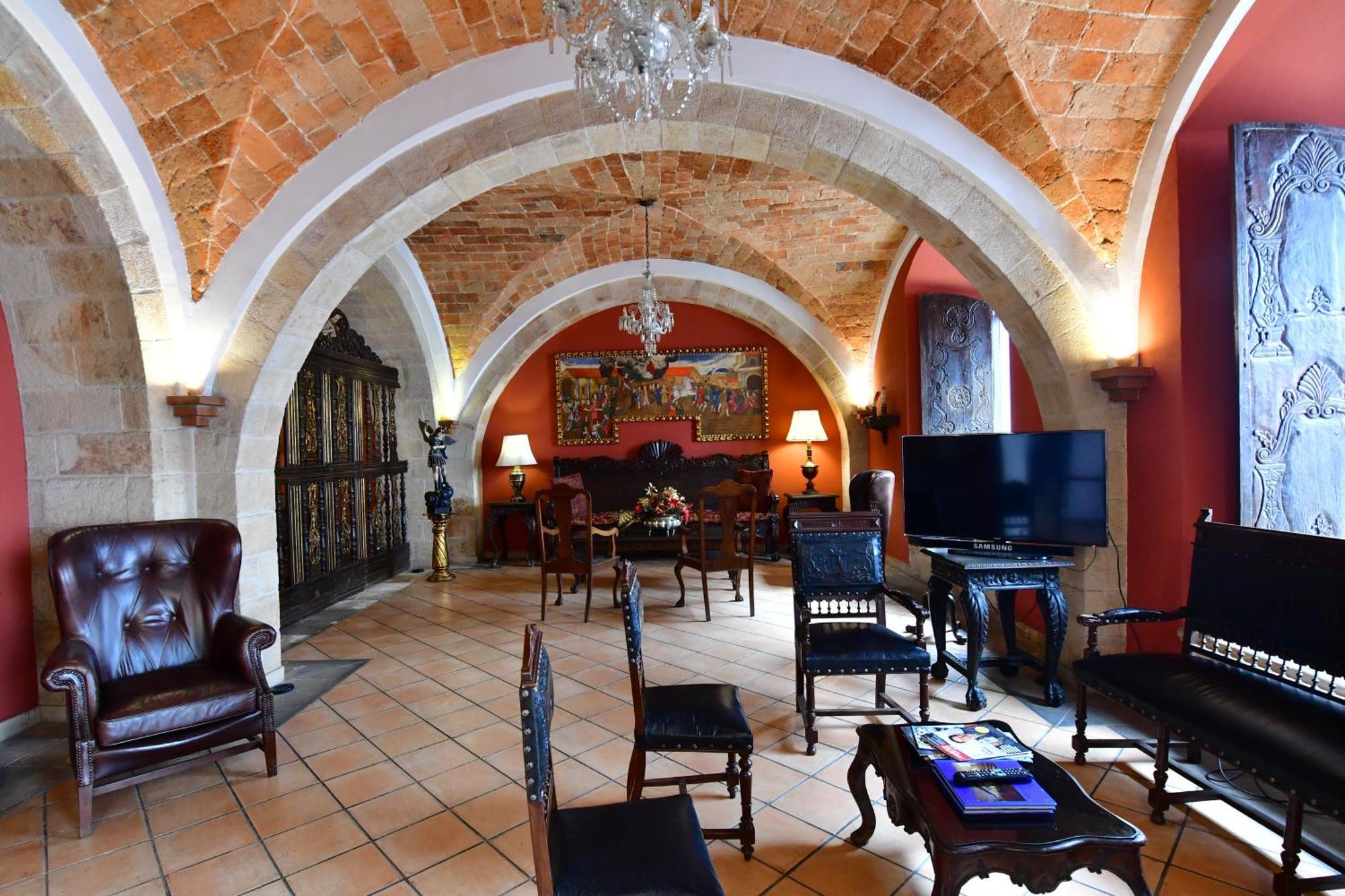 סוקרה Parador Santa Maria La Real מראה חיצוני תמונה